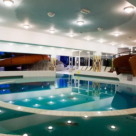 Liliom Apartmanhaz Kehidakustany