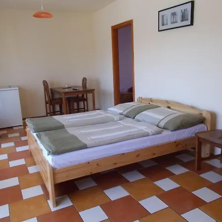 Apartment Liliom Apartmanhaz