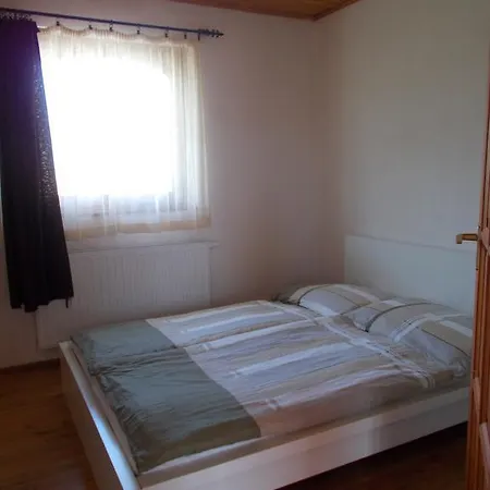Liliom Apartmanhaz